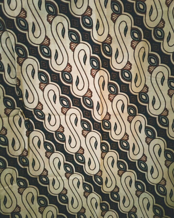 Kain batik motif parang